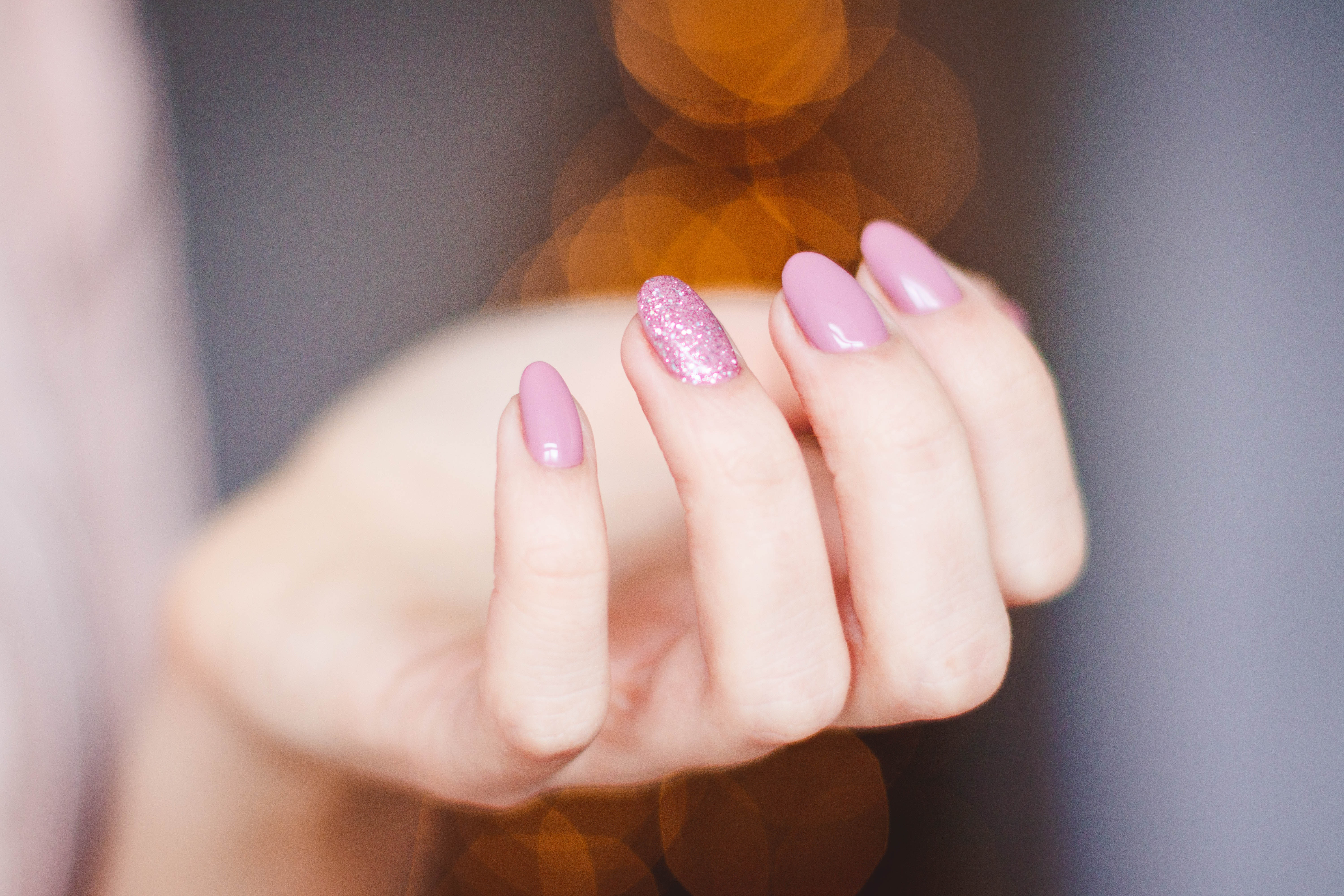 Pink sparkle nails by Michael and Helena Linsky of Q61 